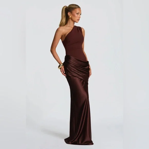 Elegant One-Shoulder Brown Dress S MC3 - Picture 2 of 6